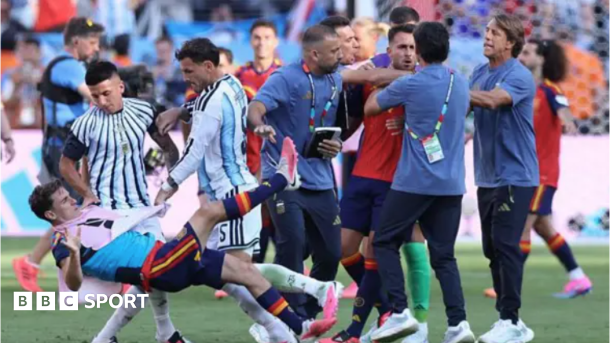 World Cup 2026: Gavi does not think Paredes should be suspended