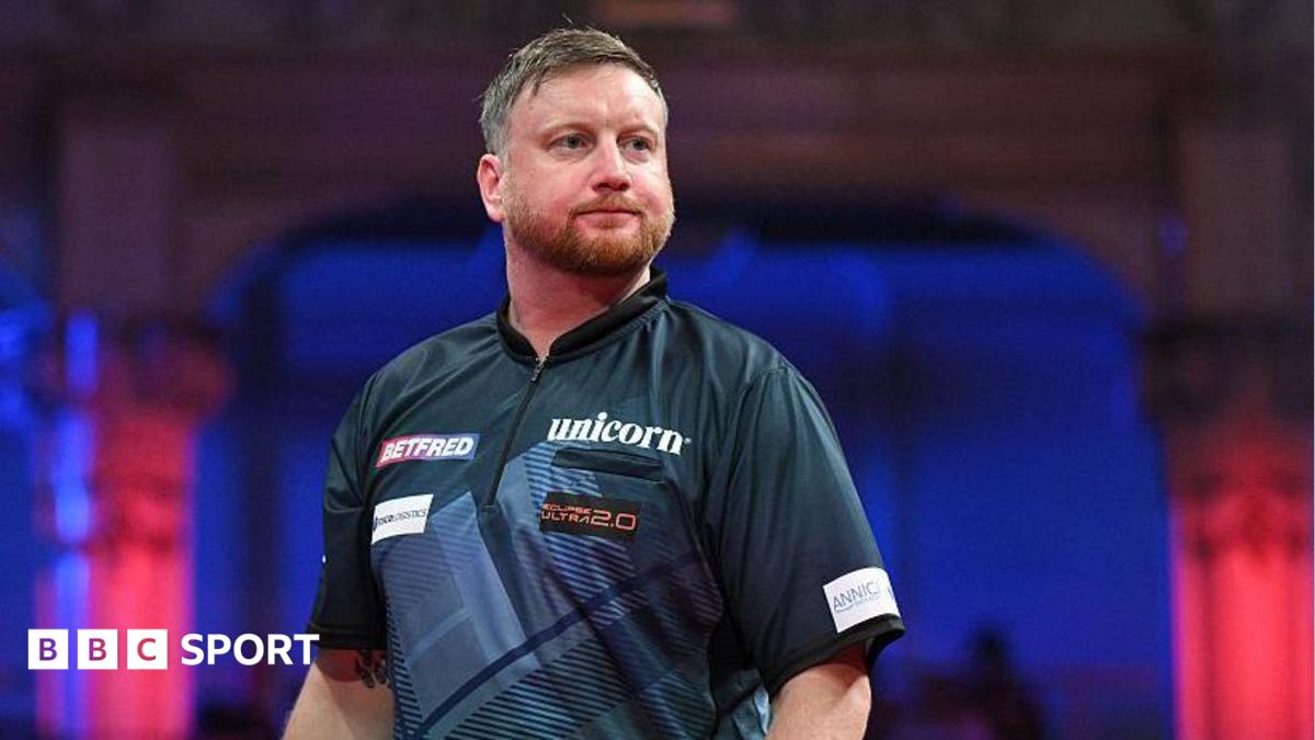 World Matchplay 2026: Cameron Menzies receives medical care after being taken ill on stage