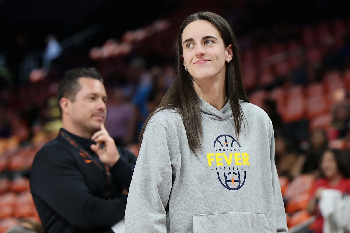 Basketball World Reacts to Major Caitlin Clark News