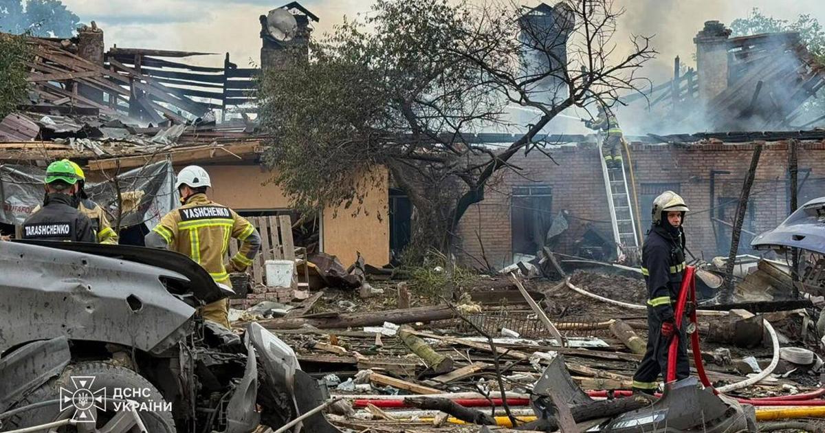 Latest Russian and Ukrainian attacks kill a total of 15 people, officials say