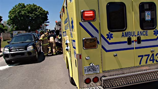 Quebec paramedics reach tentative deal with government after negotiation blitz