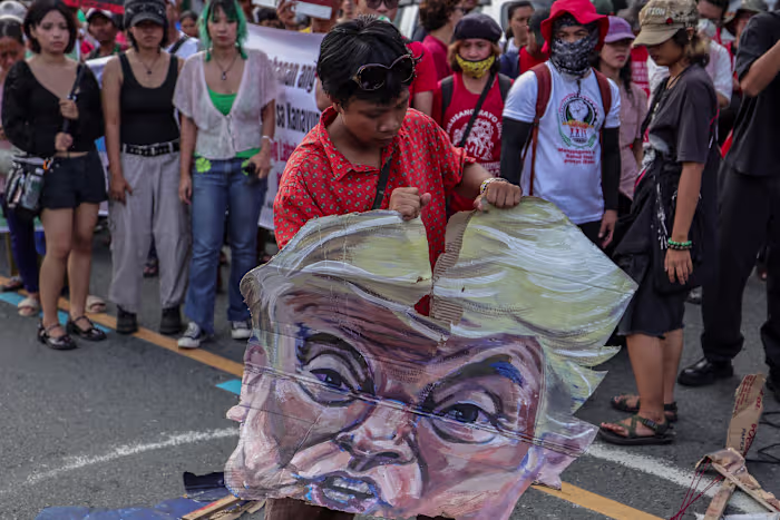 Philippine president to deliver key speech in the shadow of corruption scandal and political tension