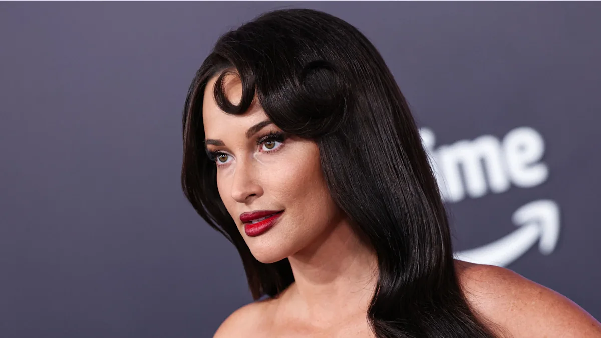 Kacey Musgraves cancels shows from Middle of Nowhere tour