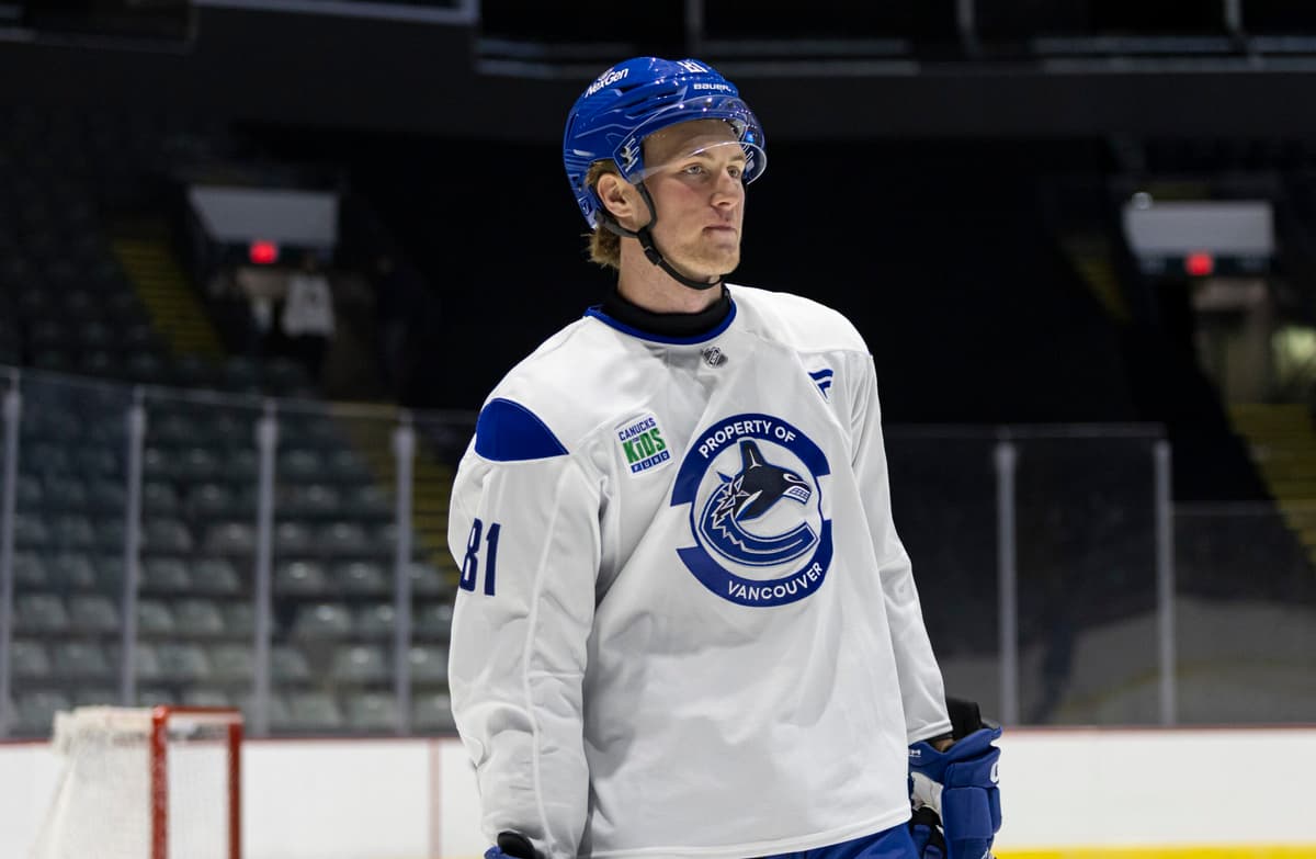 Canucks prospect Brooks Rogowski makes strong impression at World Junior Summer Showcase