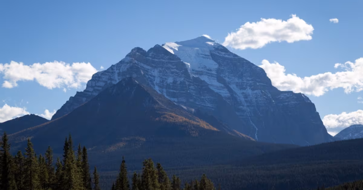 Calgary man dead after slipping and falling on popular hike: Parks Canada