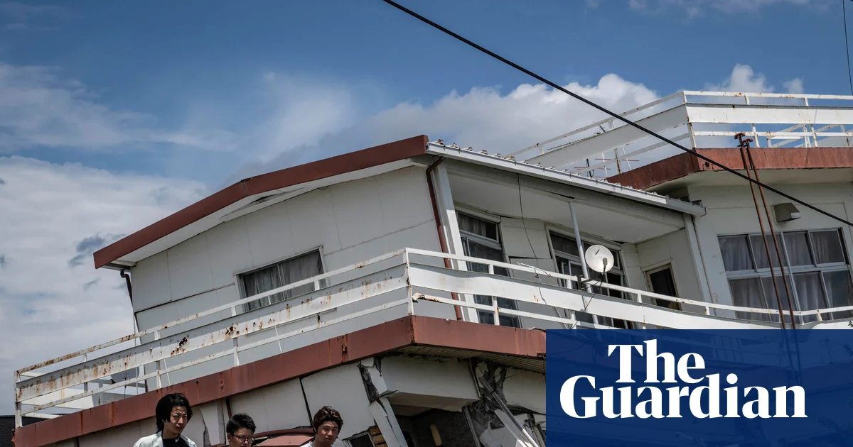 Death toll in Japan earthquake rises to 28 as aftershock and heat complicate rescue efforts