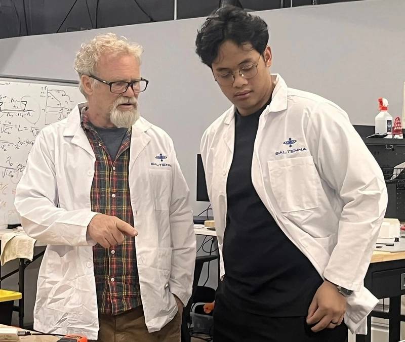 Saltenna Celebrates Strong Q2 with Army SBIR Award, EAR Designation, New Patent