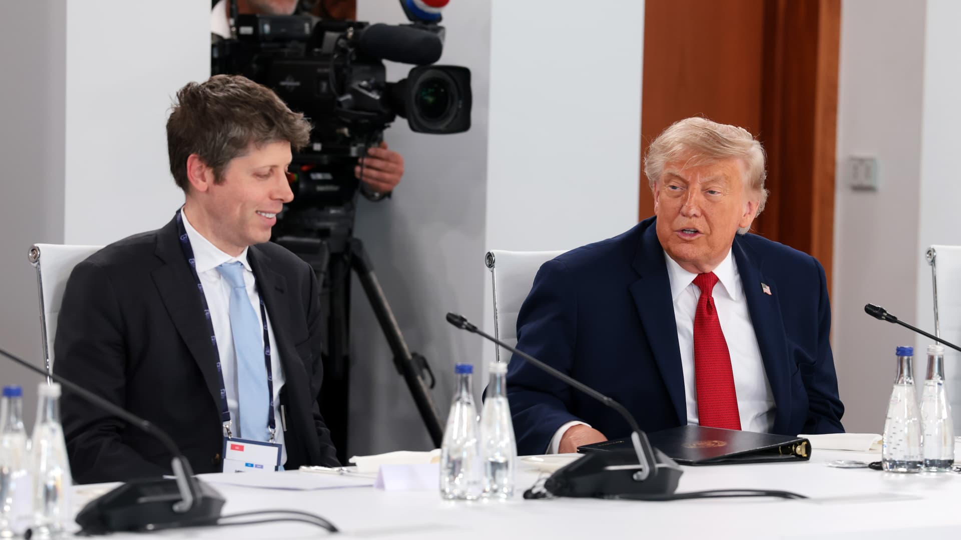 Trump's AI executive order nears key deadline as regulation debate intensifies