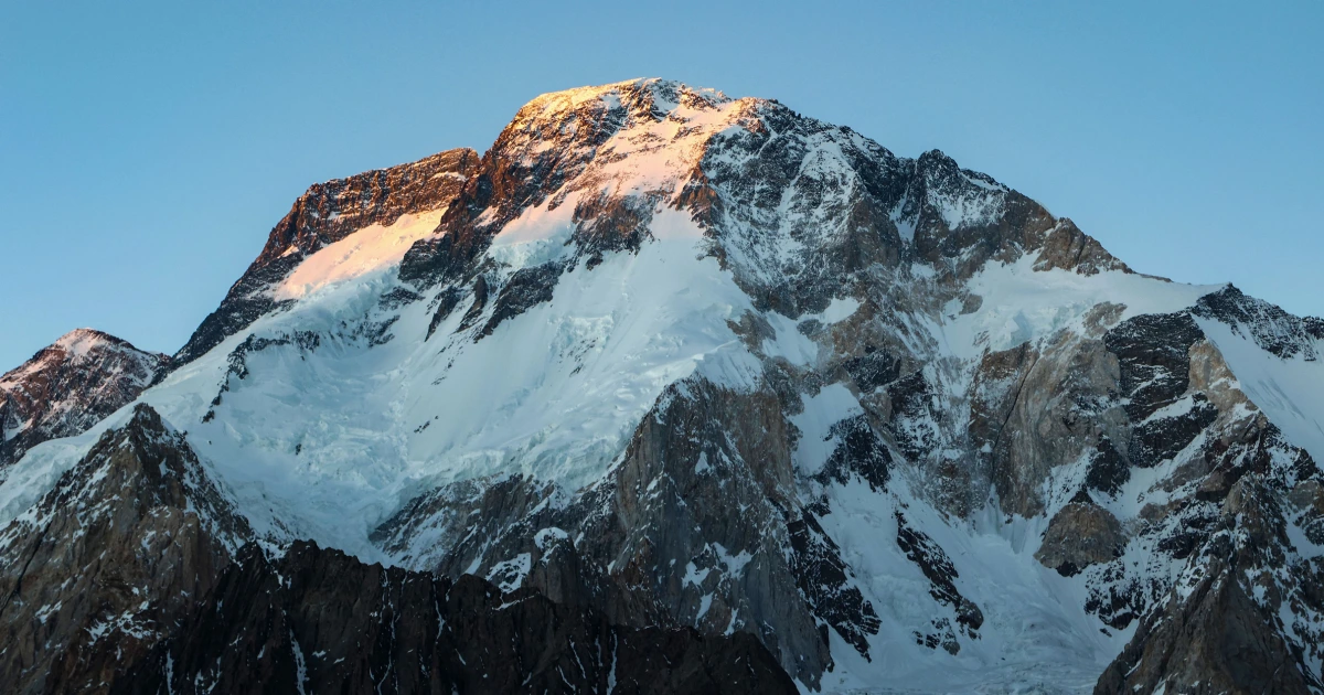 Search resumes for missing climbers after avalanche on Pakistan’s Broad Peak