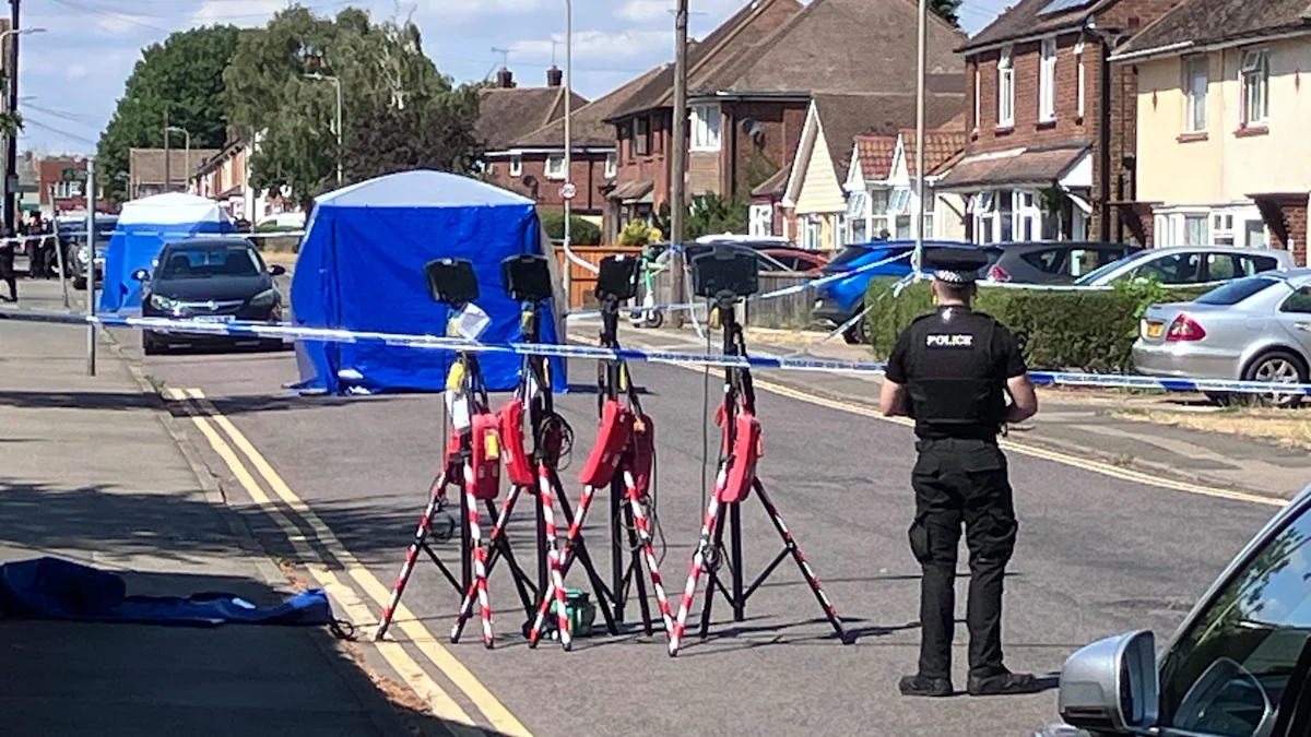 Police given more time to question murder suspects