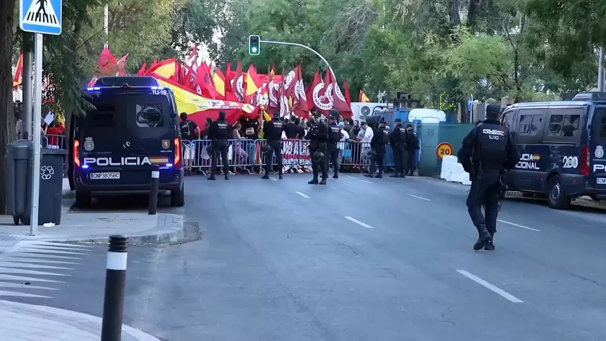 Protest outside Moroccan Embassy in Madrid after Ceuta crisis