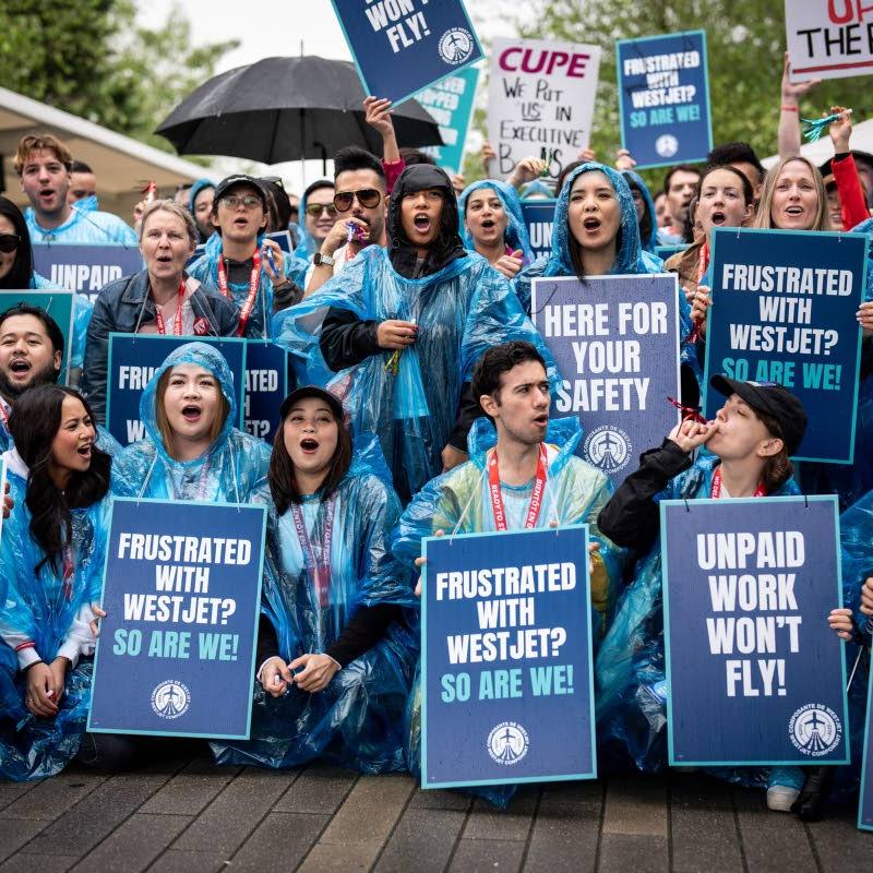 WestJet reaches tentative deal with flight attendants after brief strike snarled traffic
