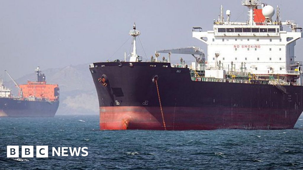 Oil prices fall on hopes Strait of Hormuz could reopen