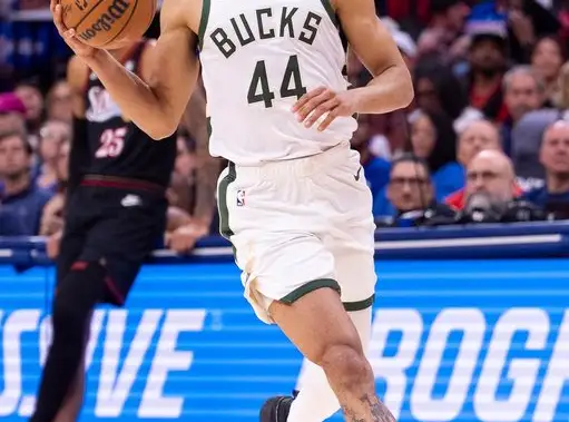 Toronto Raptors sign guard Andre Jackson Jr.
