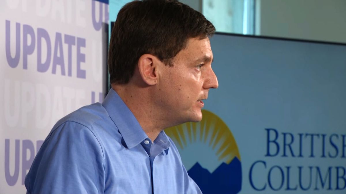Premier's briefing described Summerland, B.C., fire 'like a bomb'