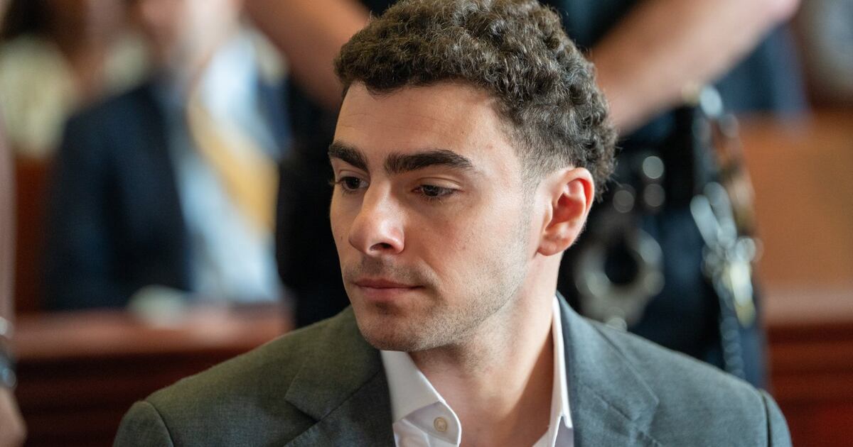Luigi Mangione says he will plead guilty in federal case