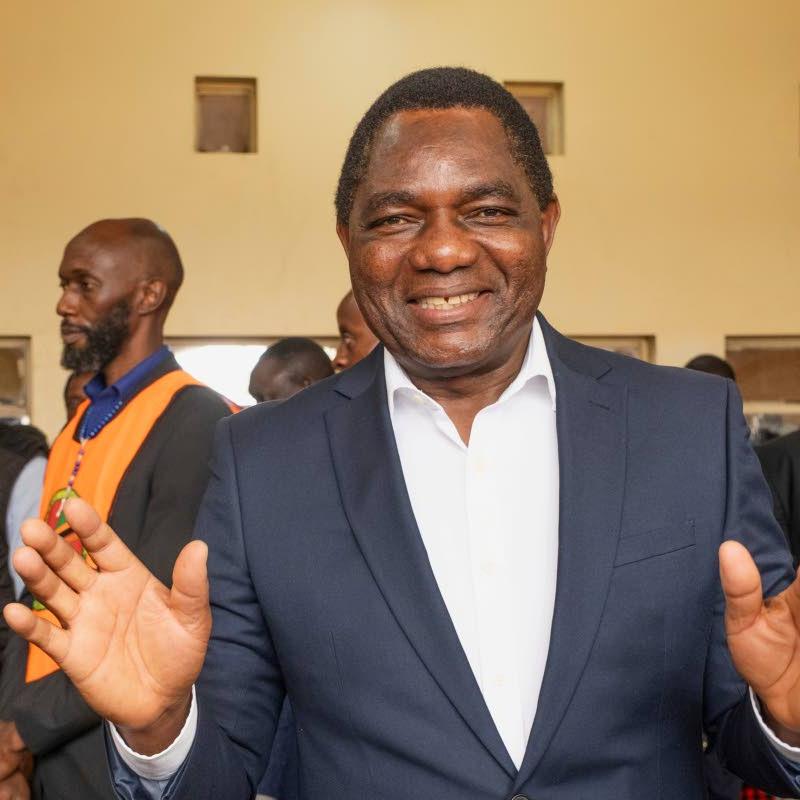 Vote counting resumes after polling station attacks