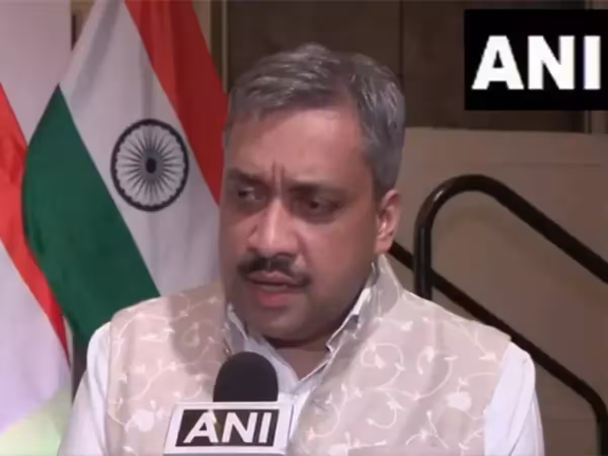 Indian envoy leads celebration of Independence Day in Singapore