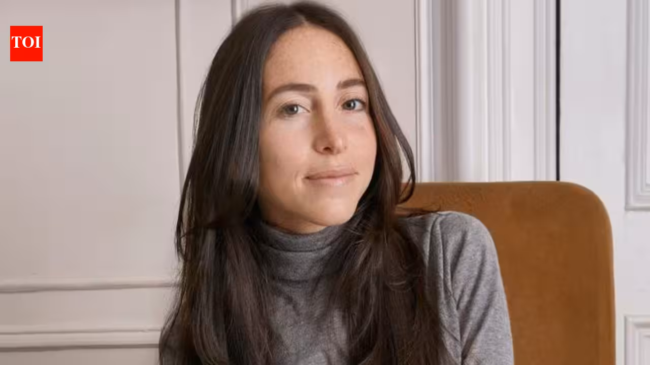 A former BlackRock employee ordered 10,000 pairs of socks for $100,000 to test a business idea; her start