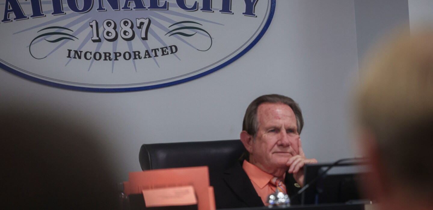 Facing Deficit, California City Eyes AI