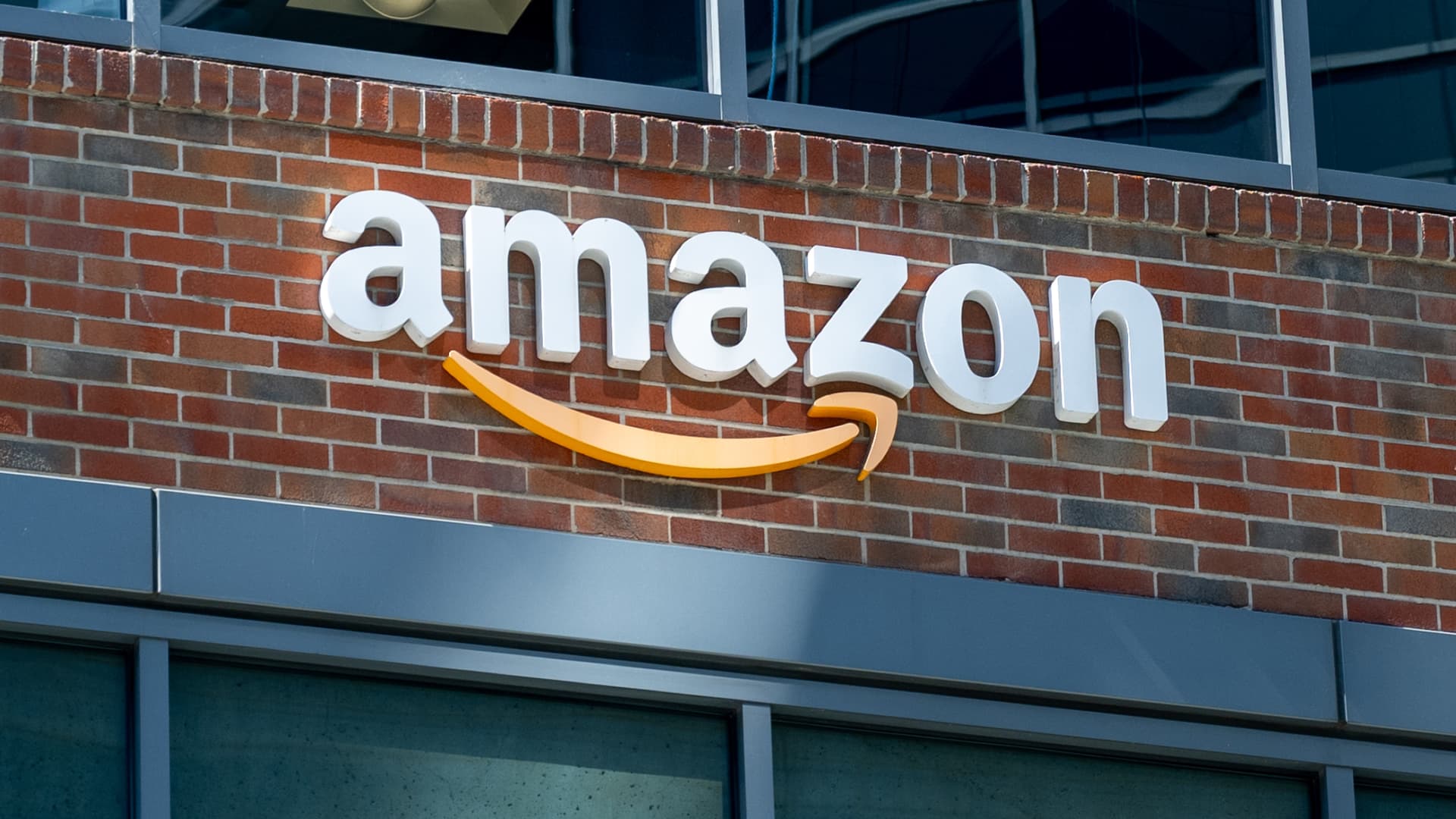Amazon service Bezos once called 'artificial artificial intelligence' is shutting down
