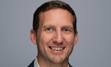 Thomson Reuters launches first proprietary LLM to take on legal AI startups