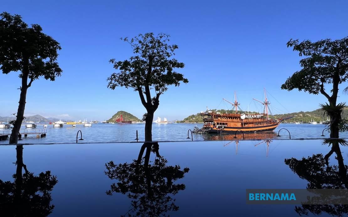 Top News Headlines In Indonesia, Philippines & Singapore: Aug 27, 2026