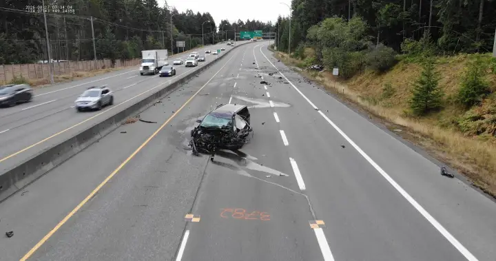 Teen arrested for impaired driving following crash that killed 2 on Vancouver Island