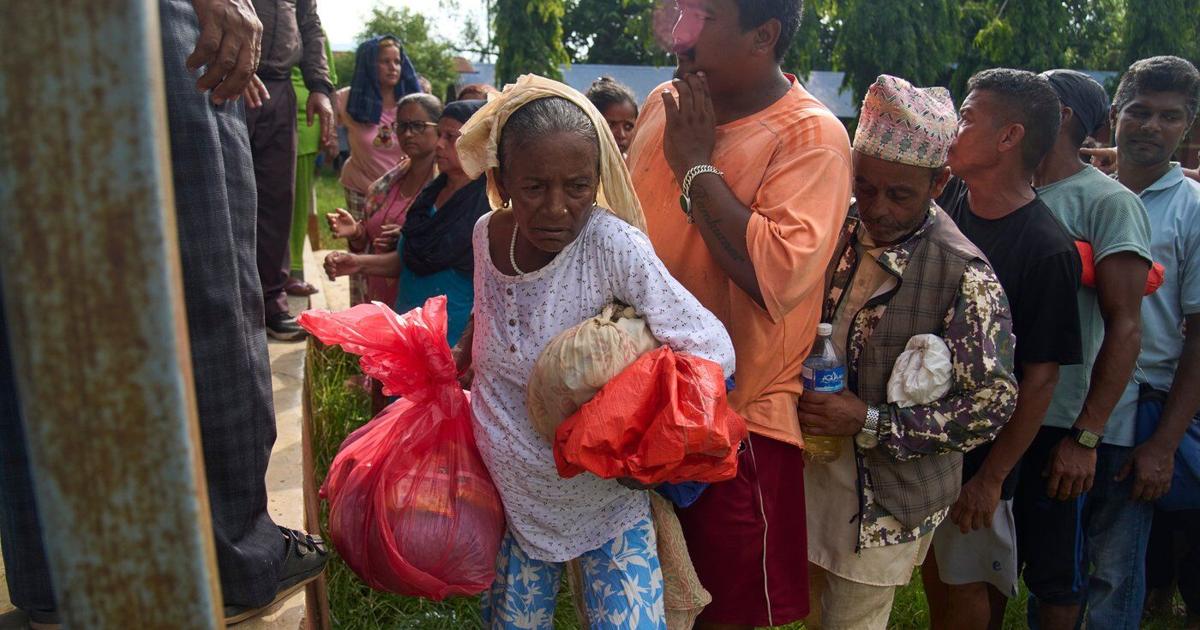 UN agency warns of 17,000 children in urgent need of assistance as aid reaches some Nepal survivors