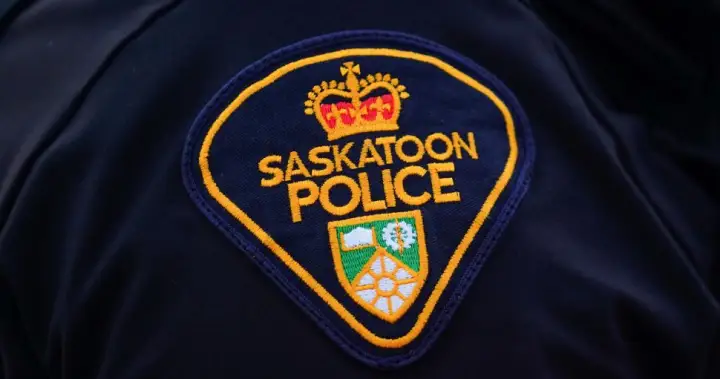 Saskatoon police investigating after man found injured with gunshot wounds