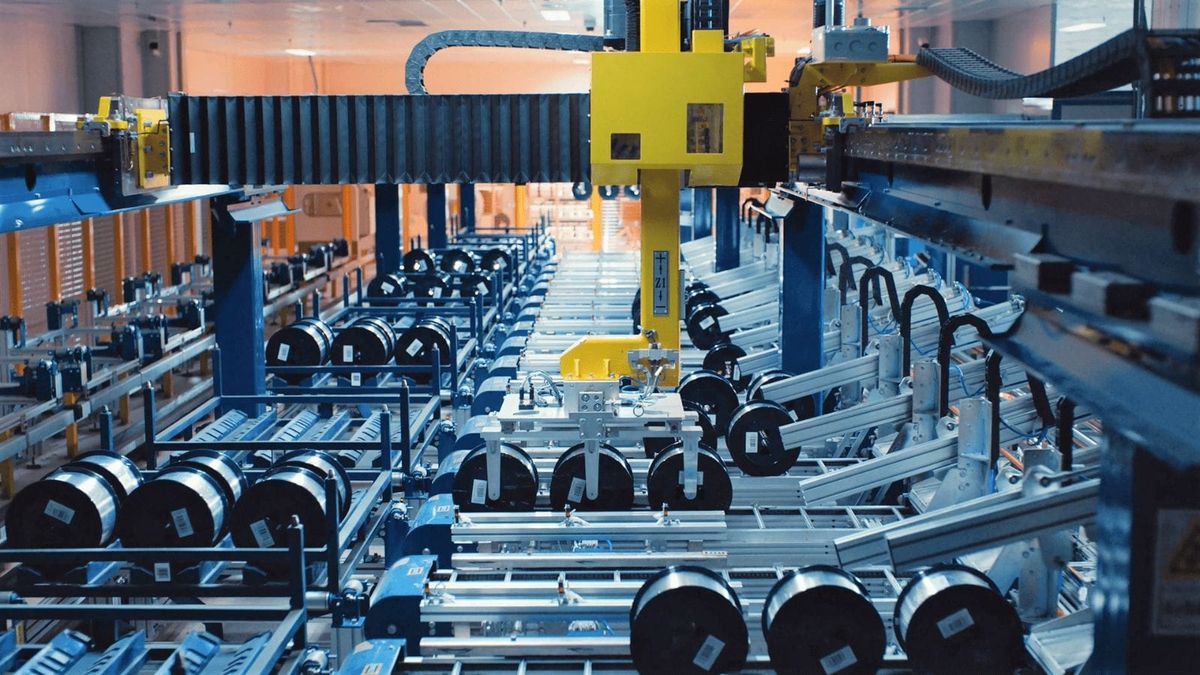 How AI and Smart Manufacturing Are Transforming China's Optical Fiber Giant