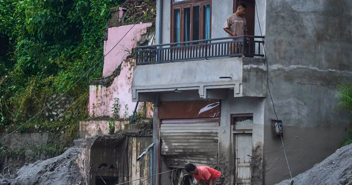 Family of Canadians missing in Nepal floods on edge as they wait for information
