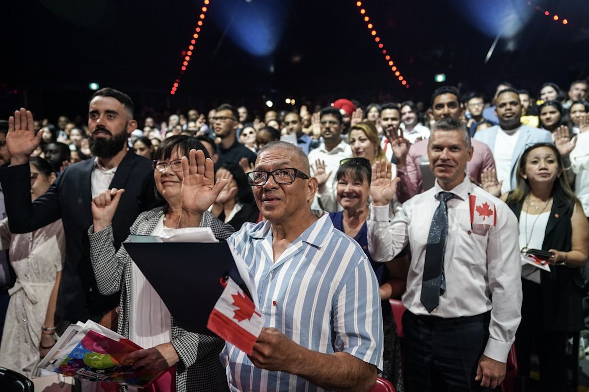 Immigration board asks feds to better track temporary residents