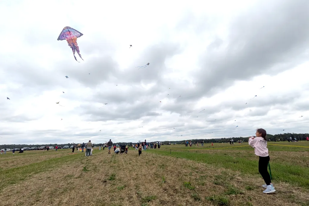 Canada’s largest kite festival reaches new heights in Hopeville