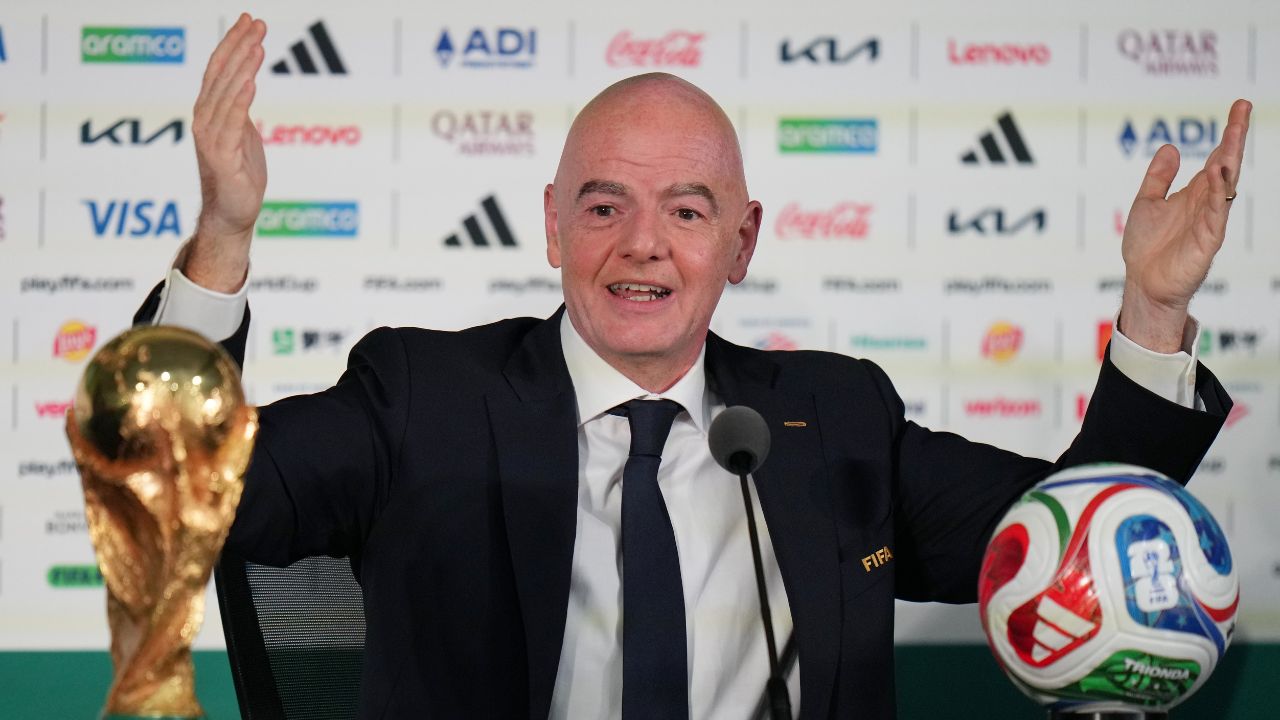 Dutch soccer pulls support for FIFA president Gianni Infantino