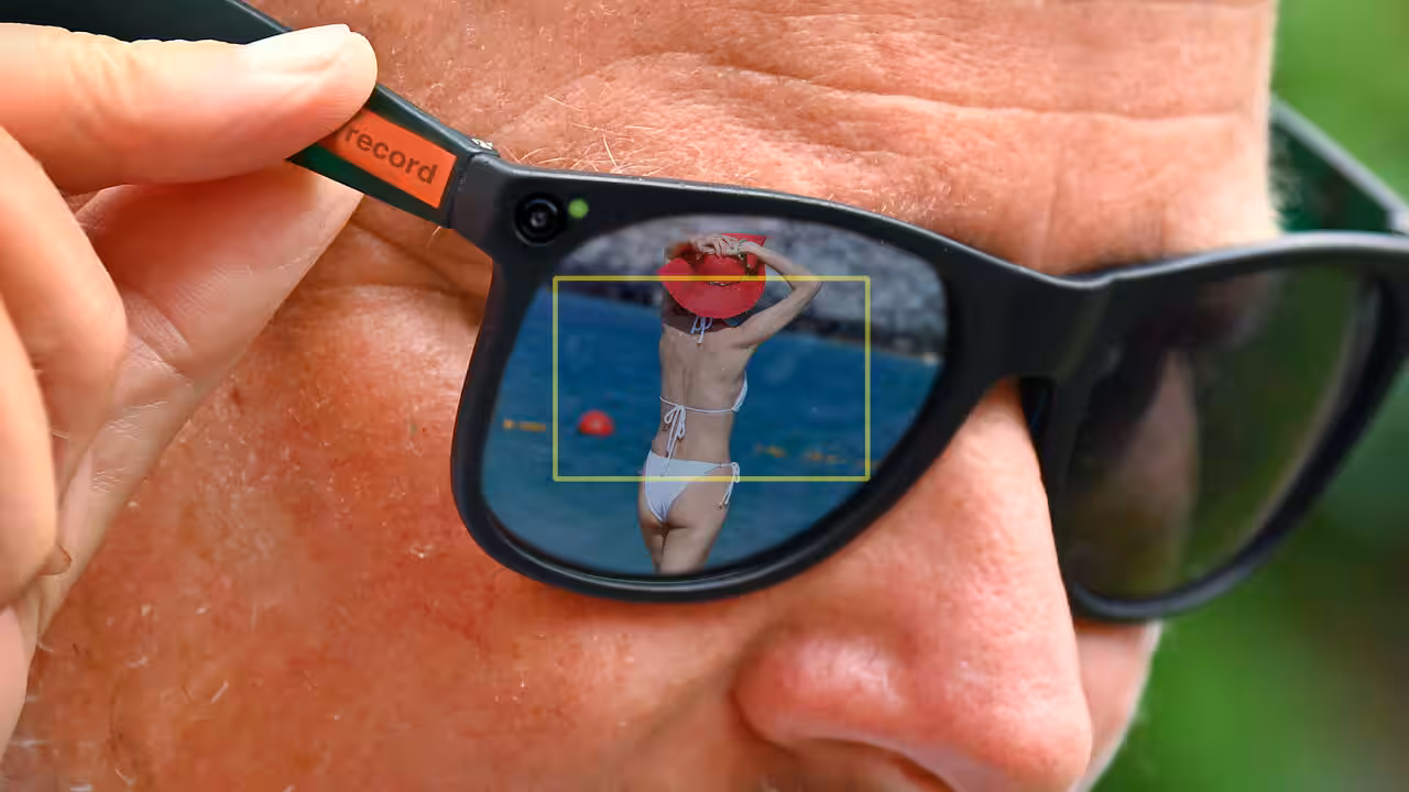Should smart glasses blur your face by default? Australia's tech watchdog thinks so