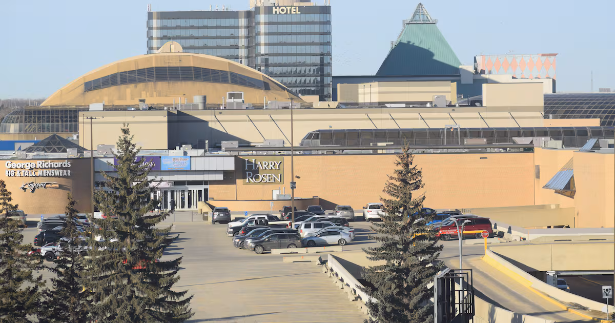 U.S. official says Canada would need West Edmonton Mall submarines in war