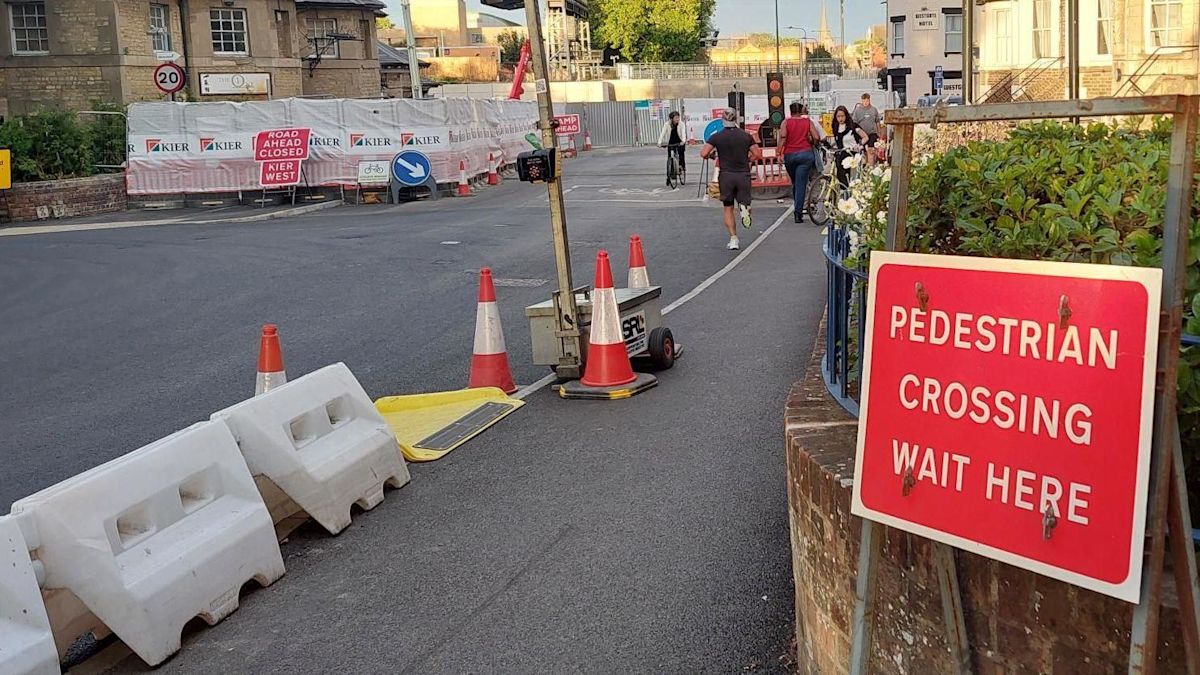 Will Oxford's Botley Road reopen to traffic this month?