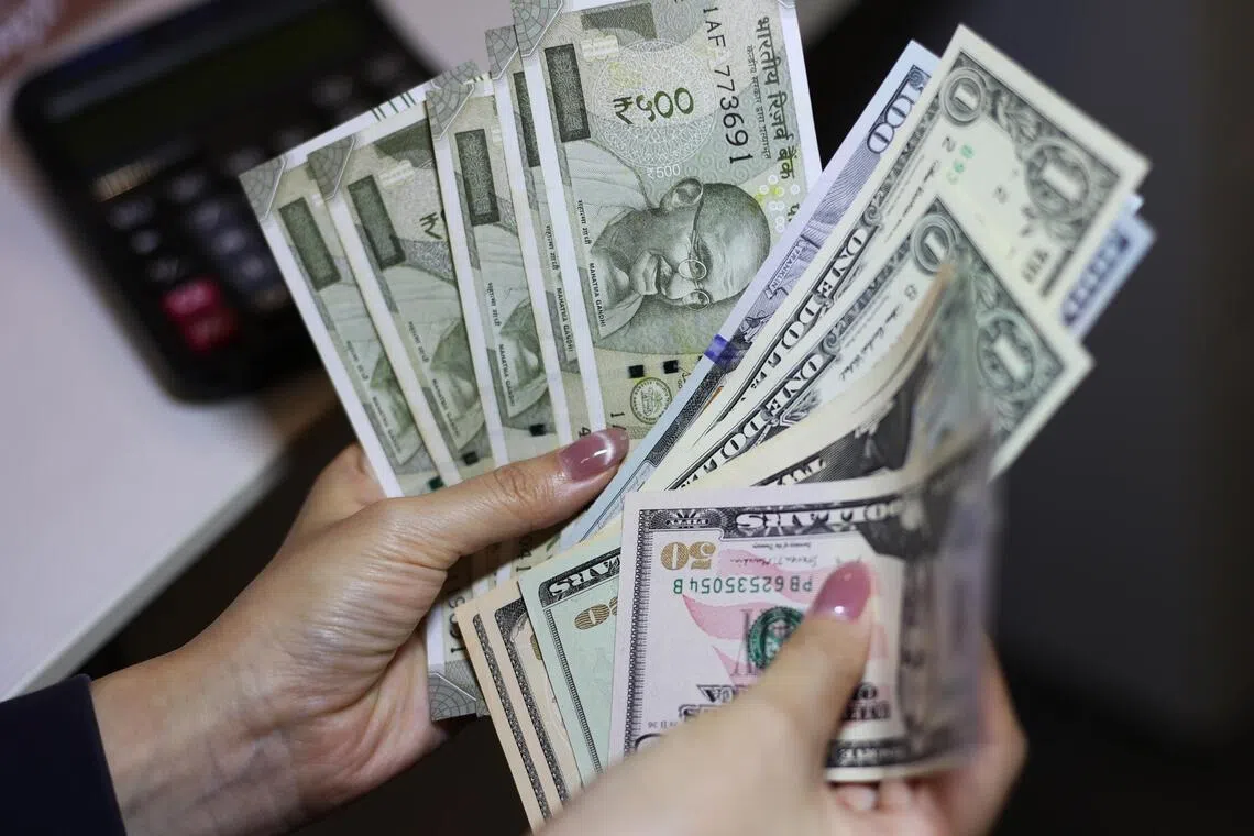 Rupee Rally To Get Boost from India’s $127 bln NRI Deposits
