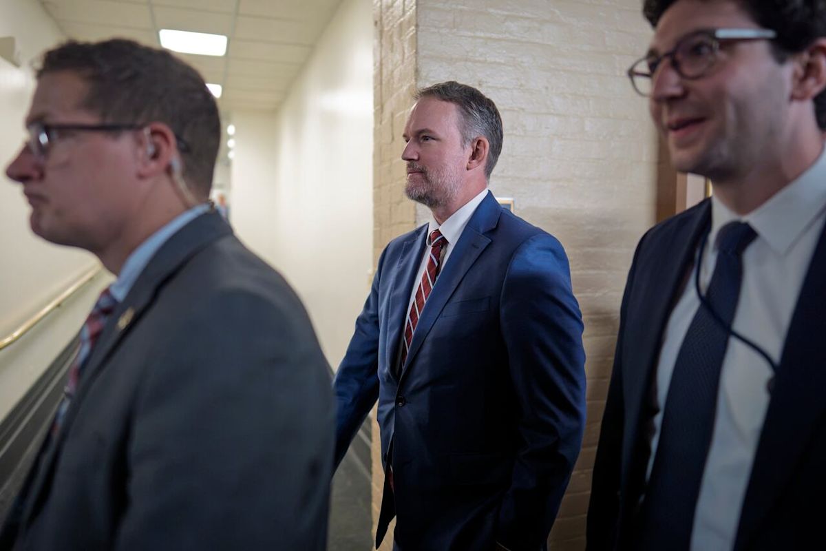 Republicans back Trump in his trade war with Canada
