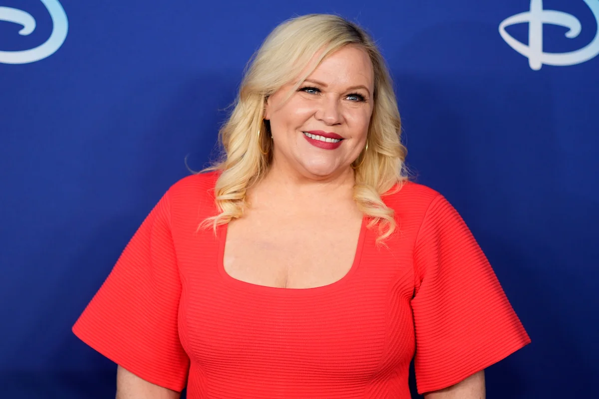 Sports world praying for ESPN's Holly Rowe following heartbreaking news