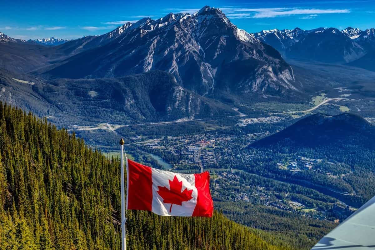 Canada invites 229 physicians to apply for permanent residence