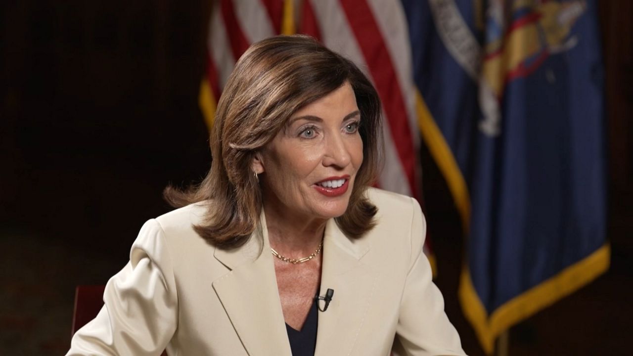 Lawmakers urge Hochul to act sooner rather than later on AI tech bills
