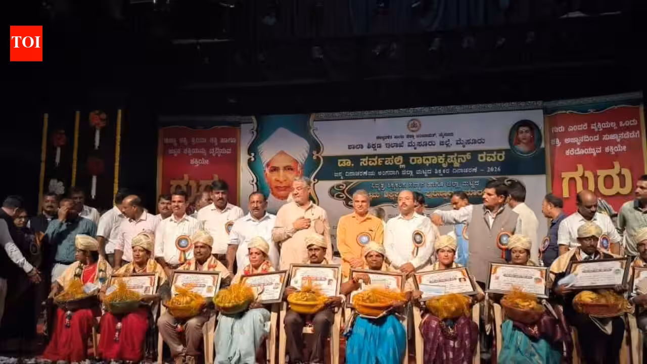 No technology can replace a teacher: Yathindra