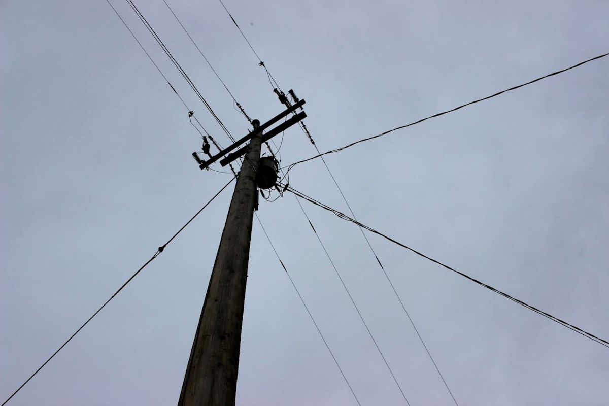 High winds cause thousands of power outages in N.B.
