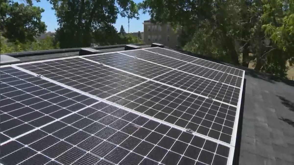 Alberta introduces the first solar panel recycling program in Canada