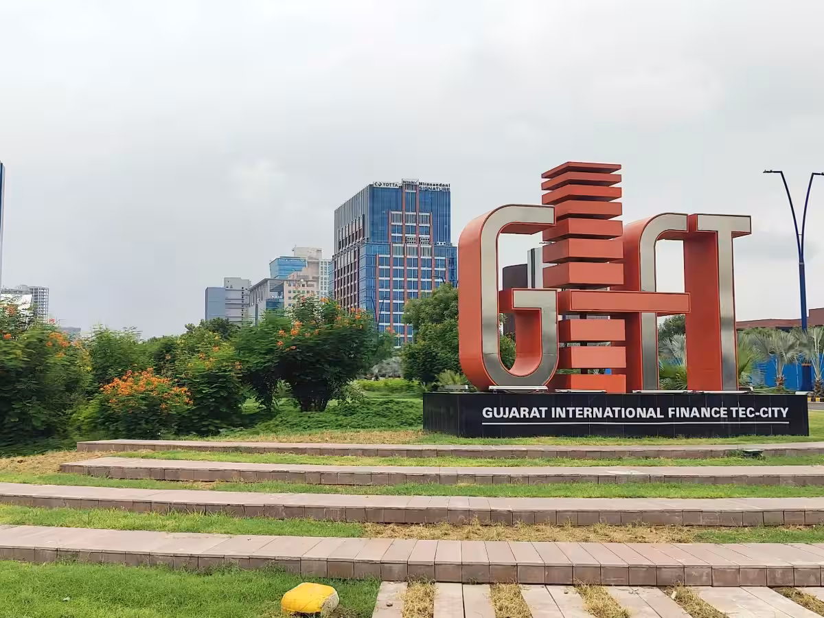 HSBC, ICICI Bank emerge as biggest FX lenders to India’s diaspora in GIFT City