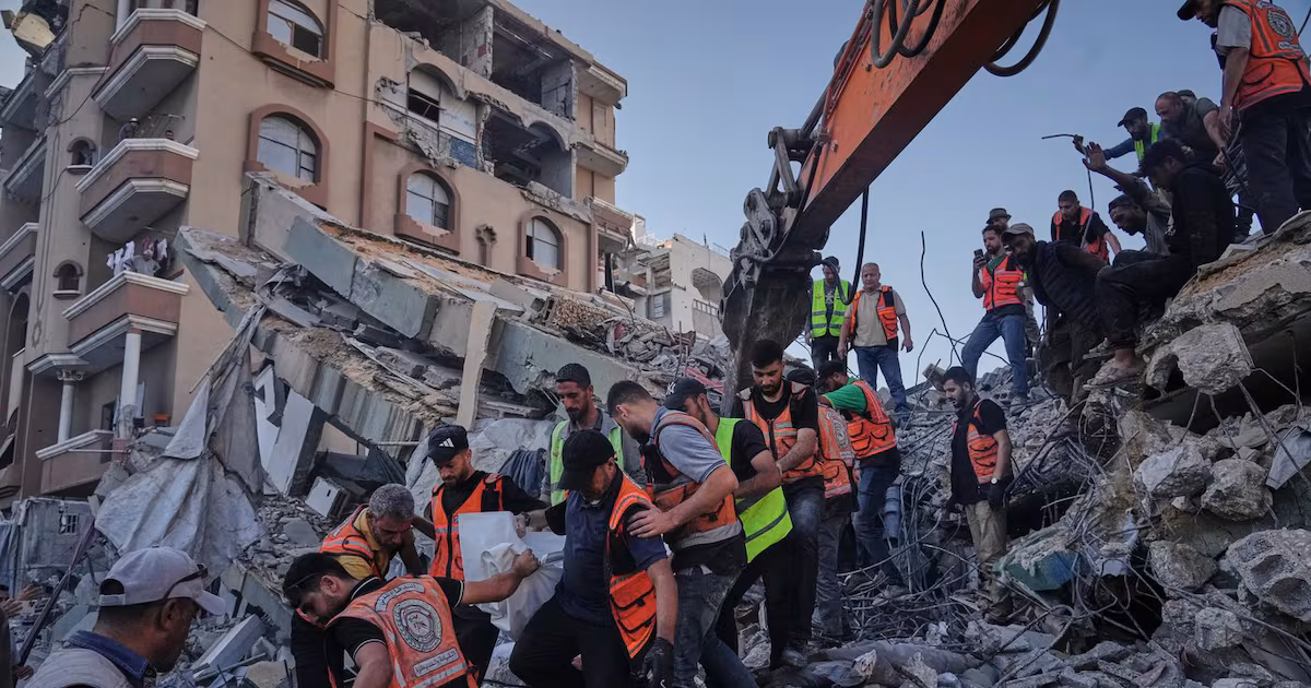 Building collapse in Gaza kills at least 21 people, and other Mideast developments