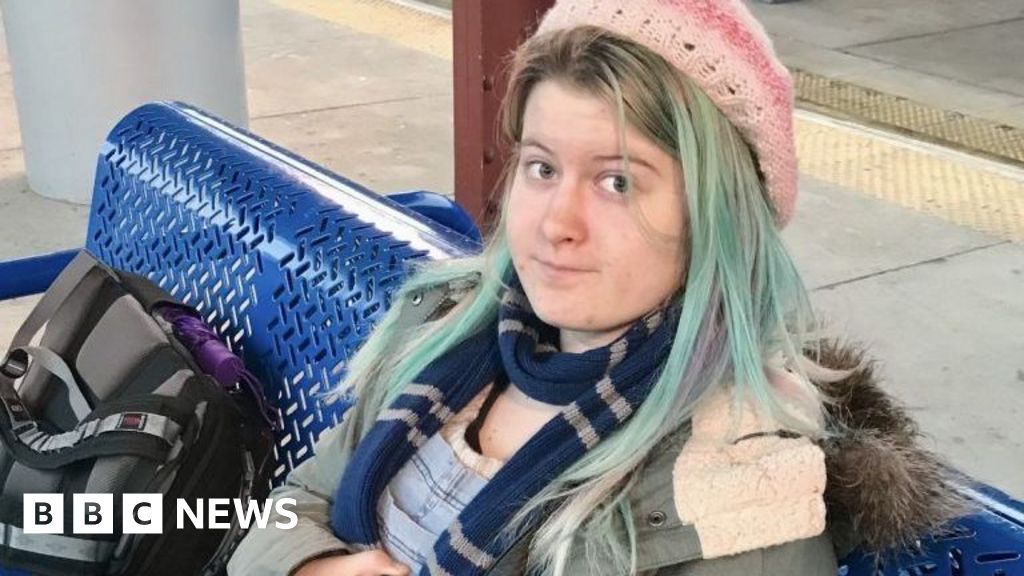 Uber ordered to pay $40m to family of woman killed after driver left her on highway