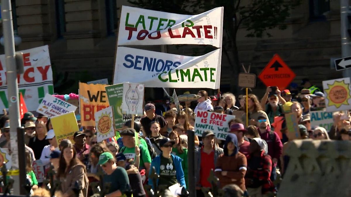 Seniors march on Ottawa, call for more climate action
